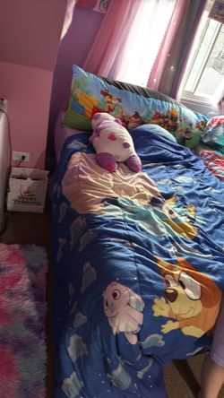 Twin bed frame