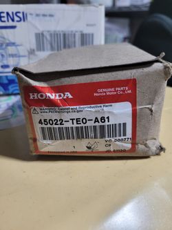 Genuine OEM Honda/ Acura Front Brake Pad Set 2008-2012 Brakes (45022-TE0-A61)
