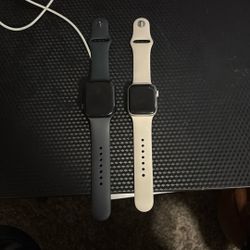 Black And White Apple Watch’s