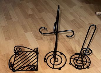 Set of 3 towel holder napkin and cup holder