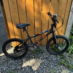 Mongoose Switch Kids BMX Bike 18” Tires Black