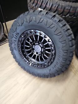 17x9 Lock Offroad Rims 6 lug 6x139 6x5.5 on new tires 285 70 17