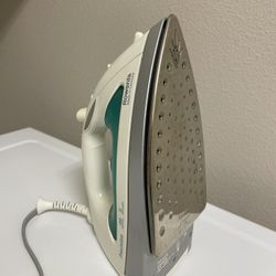 Rowenta Steam Iron – Works Well