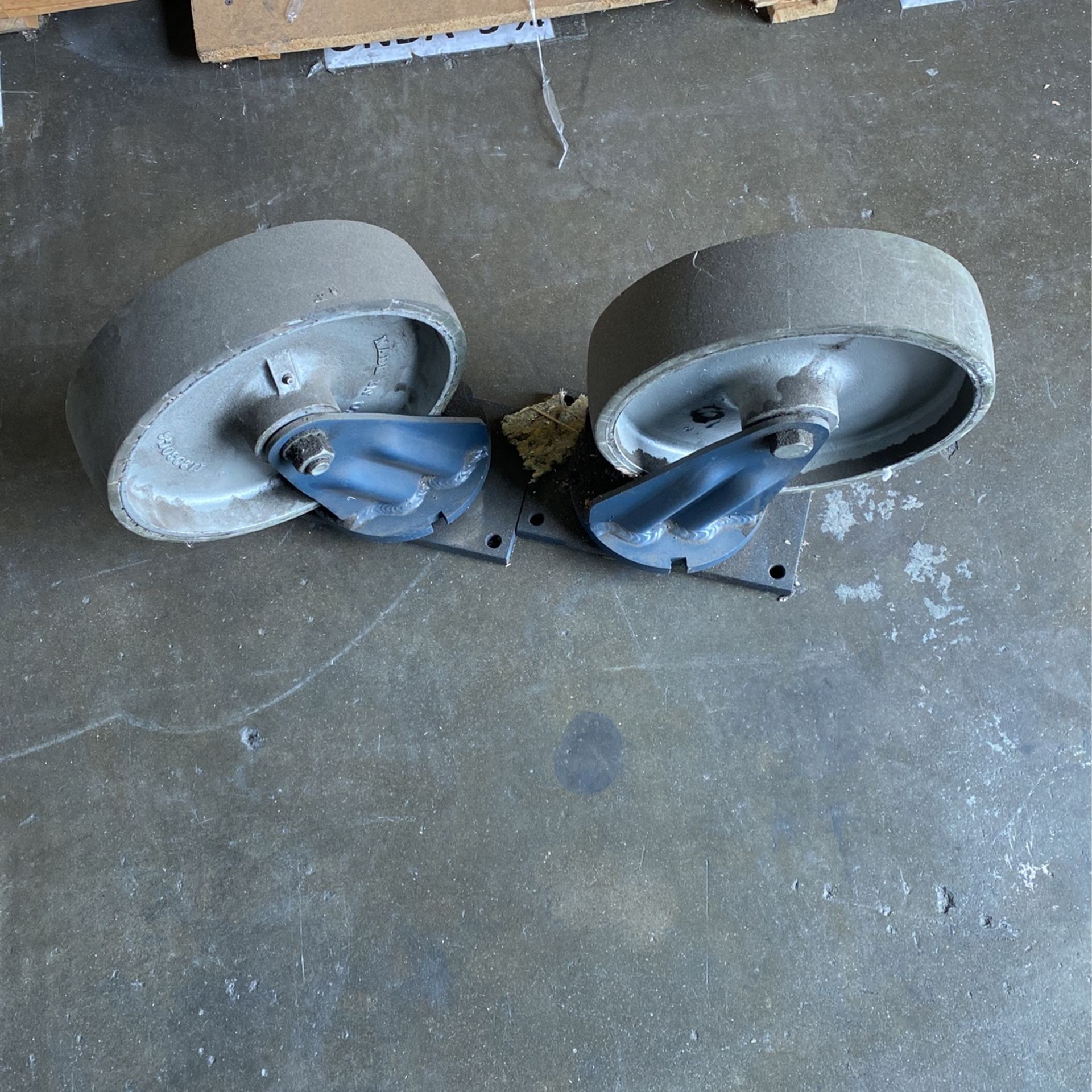 2 Big Caster Wheels 12x3
