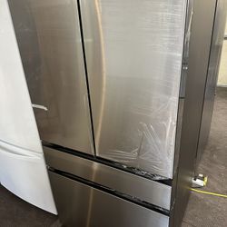 New Samsung Refrigerator Stainless Steel 