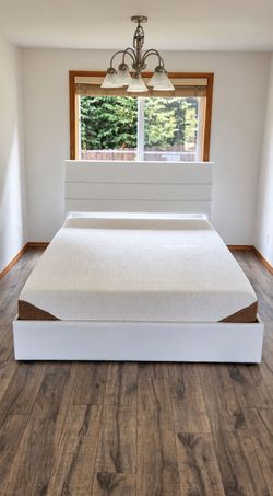 Newer Queen Upholstered Storage Bed Frame w/ 4 Drawers and Mattress