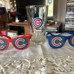 MLB Chicago Cubs Spirit Sunglasses & Pint Glass