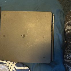 PS4 slim