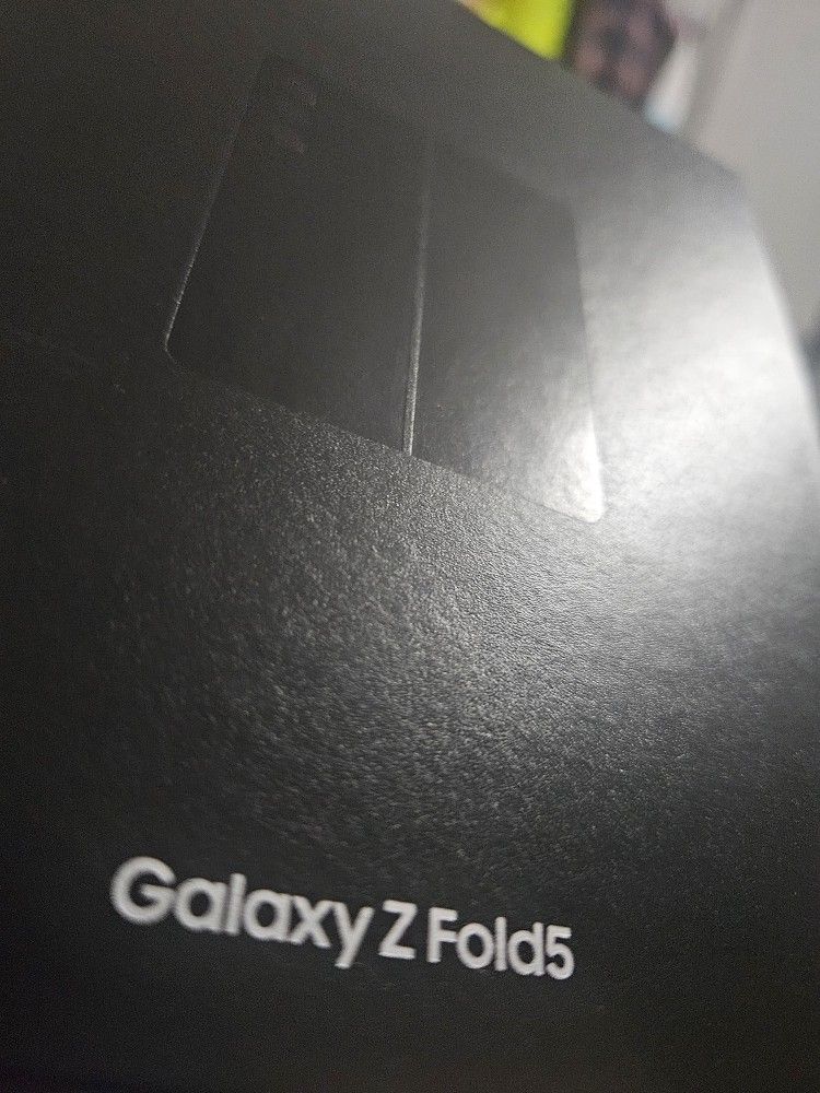 T-mobile Samsung Fold 5 Brand New In Box