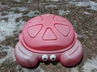 Step 2 Crabbie Sandbox