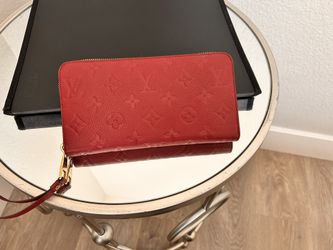 LV Wallet