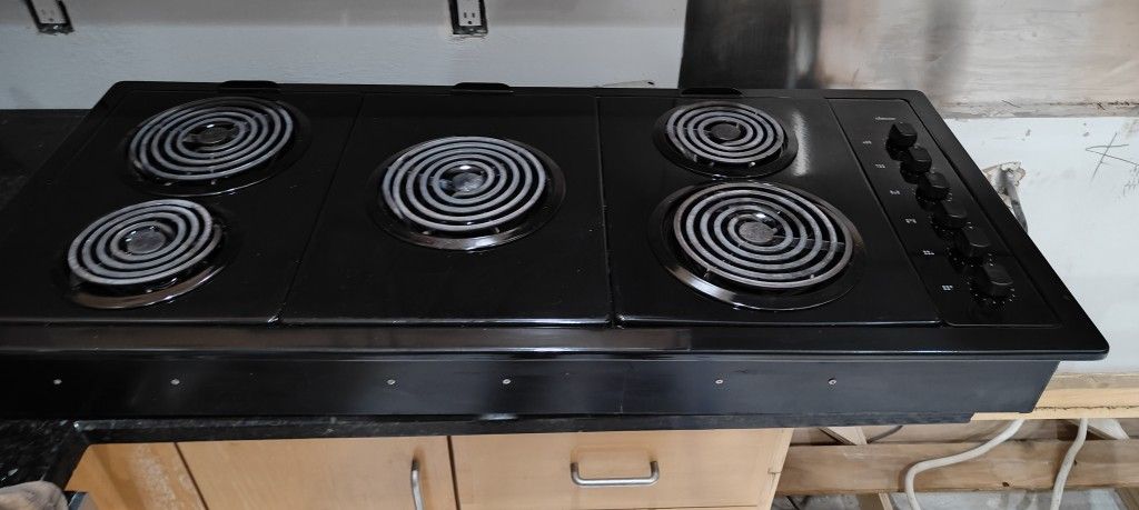 Dacor 5 Burner Electric Range