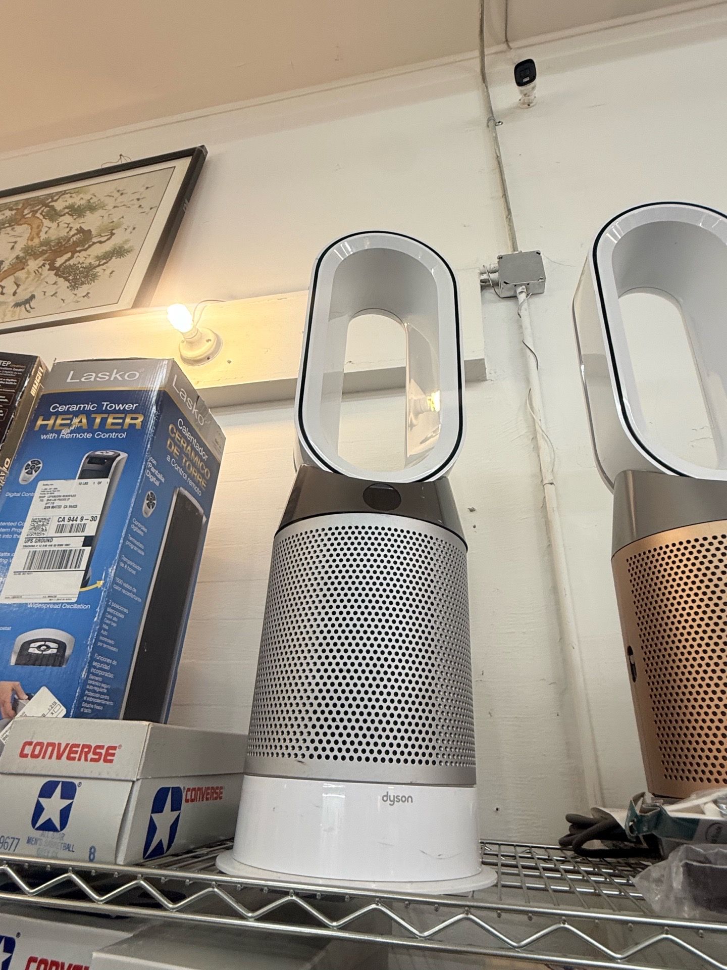 Dyson Purifier, Lasko Heater, Krupa coffee machine, Heated BlanketPotato microwave baker, twin air mattress