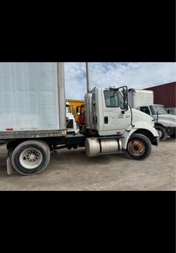 61004J5 TRUCK TRACTOR INTERNATIONAL 9600 SBA WHITE DAY CAB