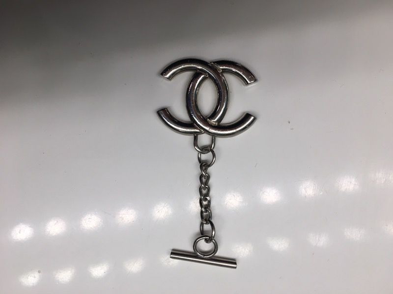 Chanel keychain $30 for Sale in Chicago, IL - OfferUp