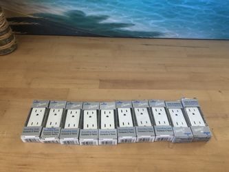 10 -Brand New Grounding Outlets By Leviton - Save $ W/ Me 👍🏼😊 Only 3.20 Each When Buy All 10 For $32 Or $5 Each Must Come To HB.