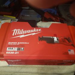 Milwaukee 15 Amp Super Sawzall 