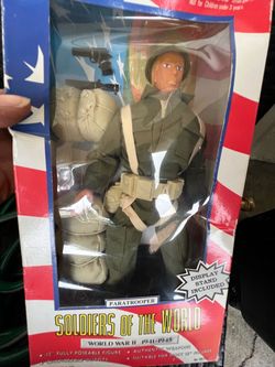 Soldiers of the world Figure