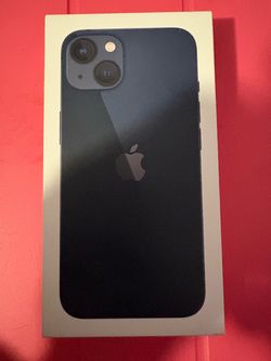 iPhone 13 128 GB Unlocked [SEALED NOT OPENED]