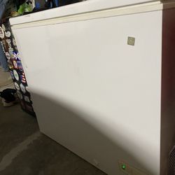 Good Working Chest Freezer
