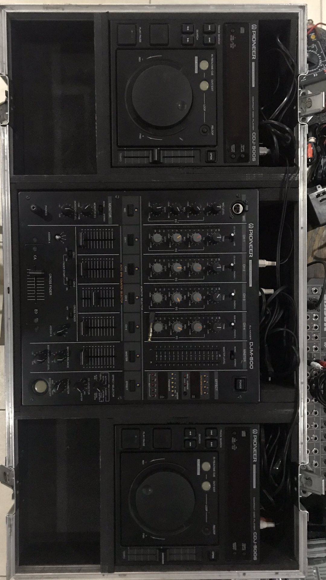 Poineer DJ equipment. Serious buyers only. Please don’t make a deal and do not pick up.