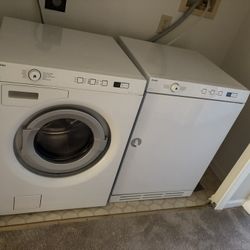 24’ Washer Dryer 