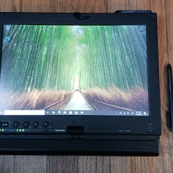 Lenovo Touchscreen Thinkpad Core i7 Laptop/Tablet 