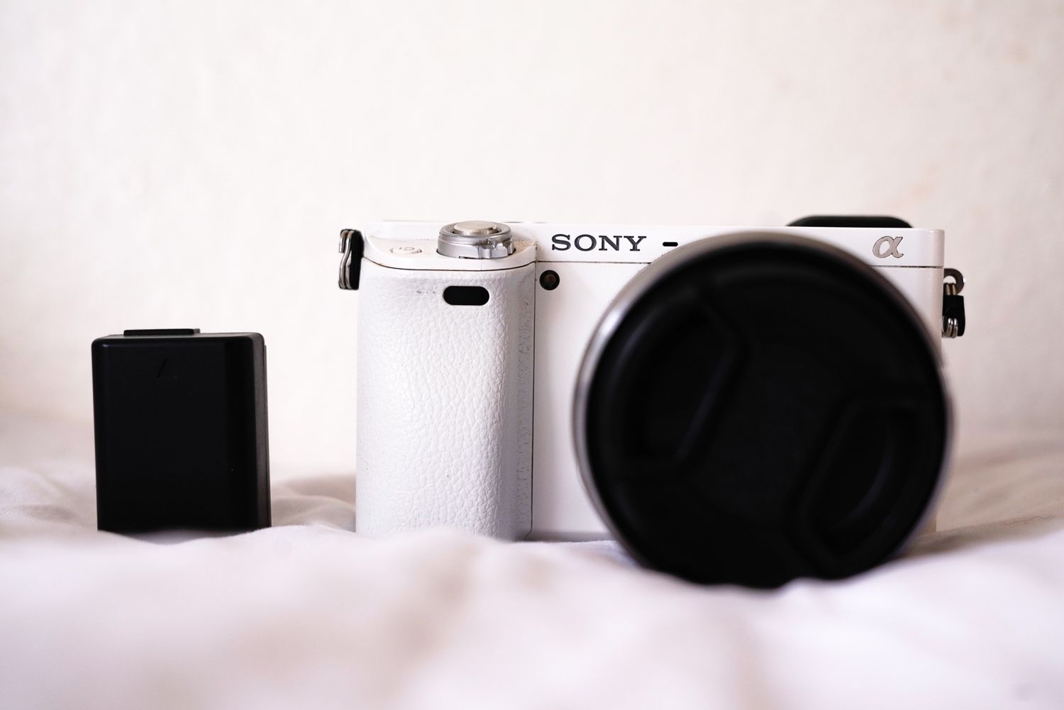 Sony A6000 Rare white color