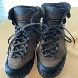 Hiking Boots LOWA 