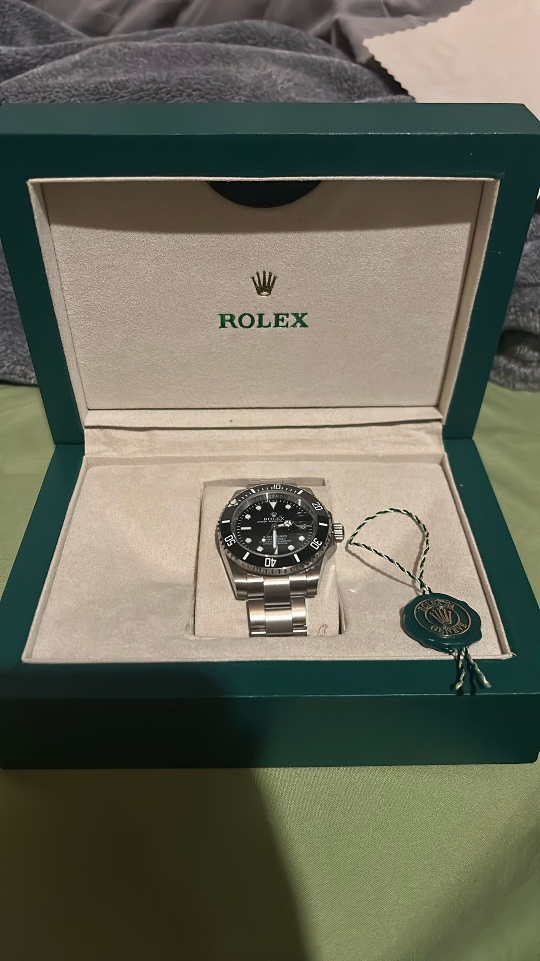 Rolex Watch Submariner(AUTHENTICATED)