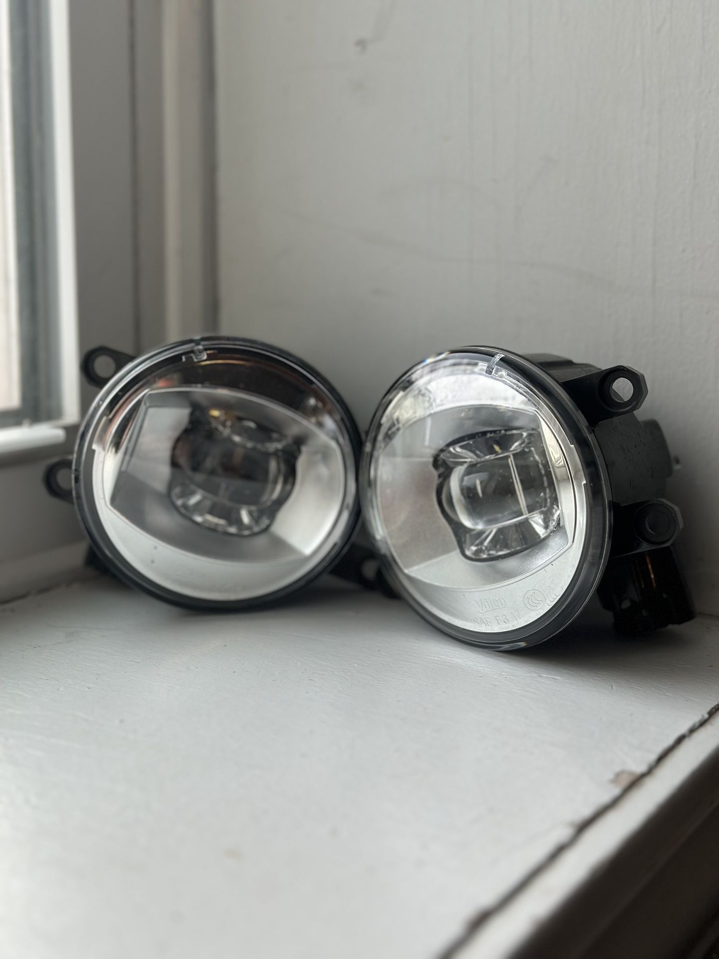 OEM Toyota LED Fog lights. (Tacoma, RAV4, 4Runner, Camry)