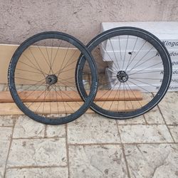 2 Wheels One Of Them Is Missing A Bolt