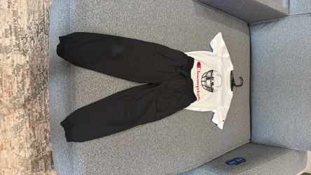 Boys size 5 shirt 4-5 pants with pockets