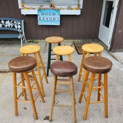Bar stools....deal for them all together ❤️ 