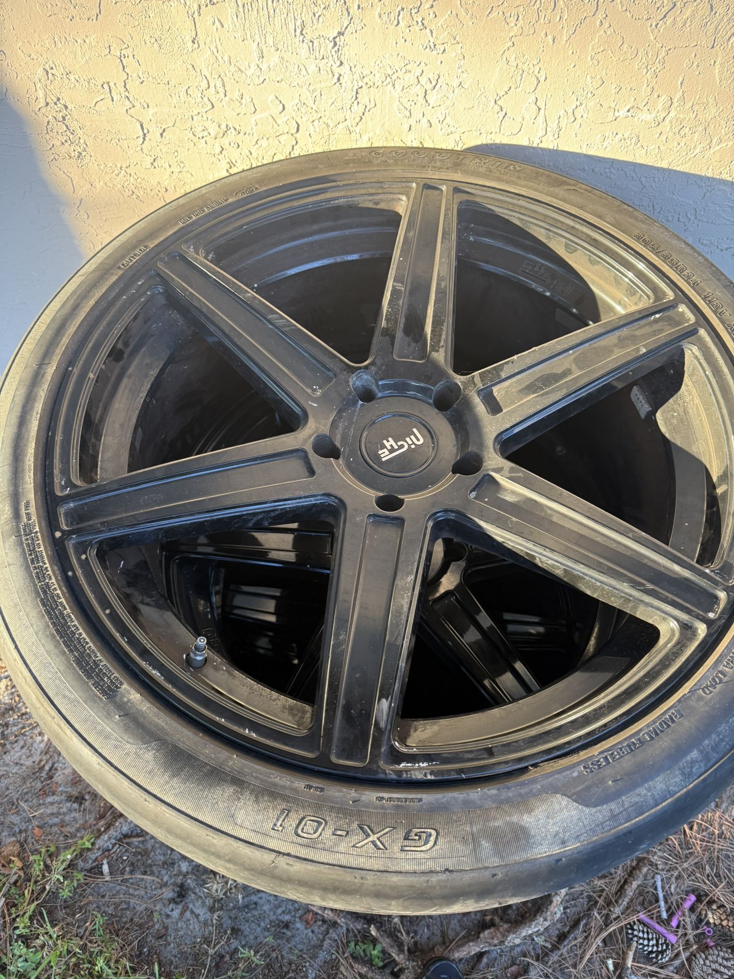 Niche Carinas 24s 5x150