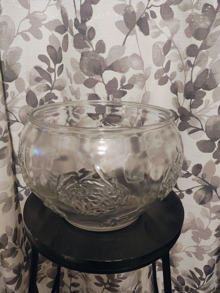 Clear Rose Design Punch Bowl w/4 Tea Cups