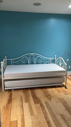 bunk bed is like new it needs to go