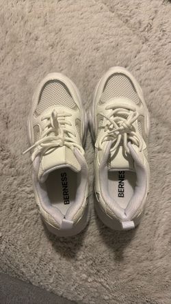 Women’s Chunky White Shoes Size 7