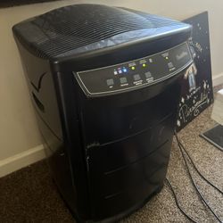 Healthway Air Purifier/dehumidifier/AC