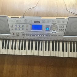 Yamaha PSR-290 Keyboard + Accessories – Great Bundle!