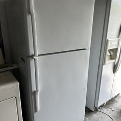 Refrigerator works great. We sell all the time delivery extra.
