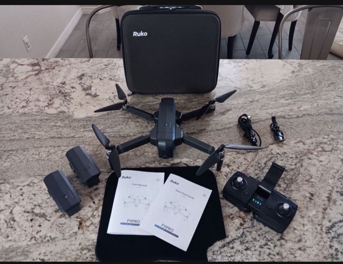 Roku F11 drone
