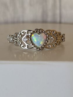 Size 9 Lab Opal heart sterling silver 925 ring
