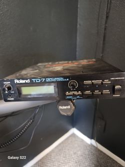 ROLAND ELECTRIC DRUMS