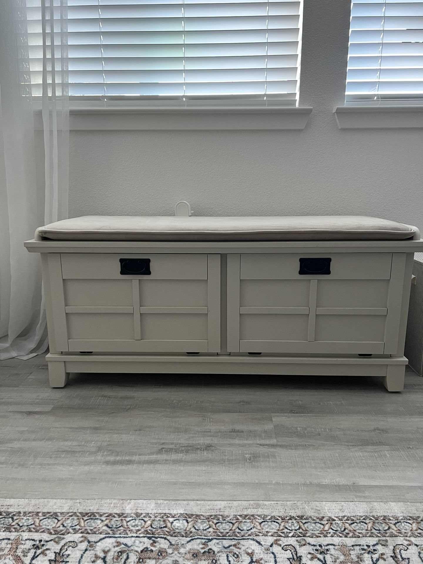 Entry Way Bench With Storage