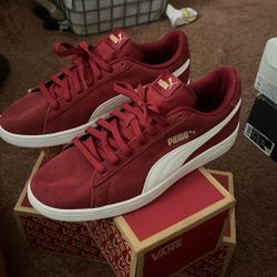 Size 13 Pumas 