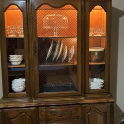 Thomasville Lighted China Cabinet