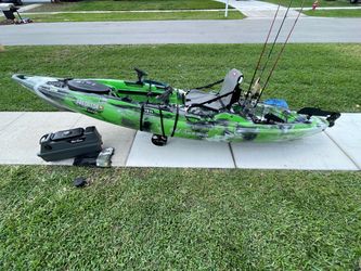 Old Town Predator XL  13 1/2ft fishing kayak
