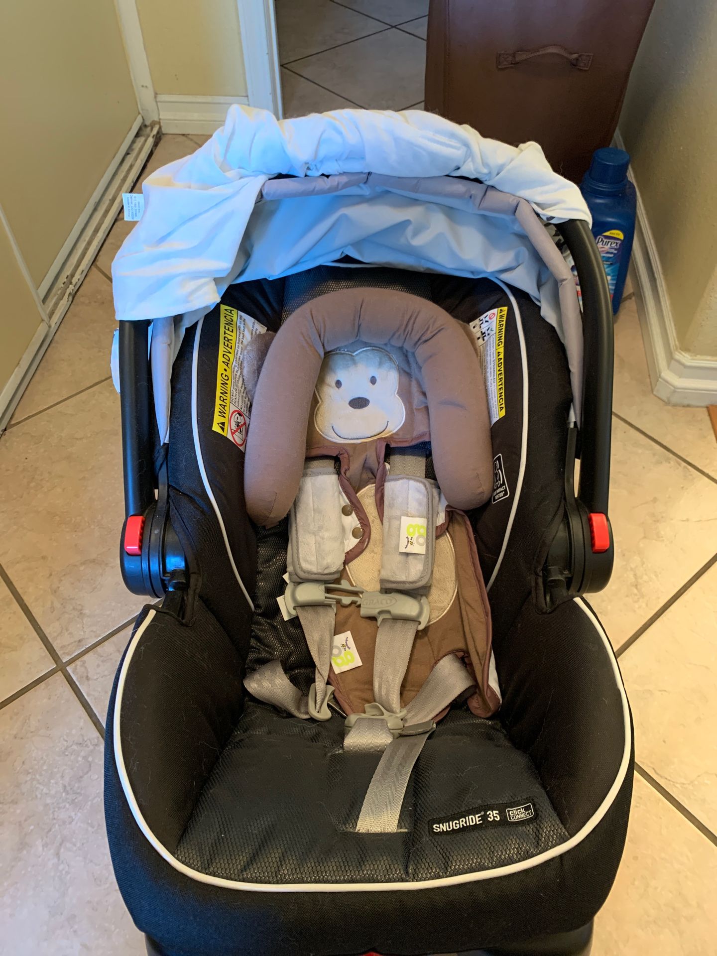 Graco Click Connect Car seat