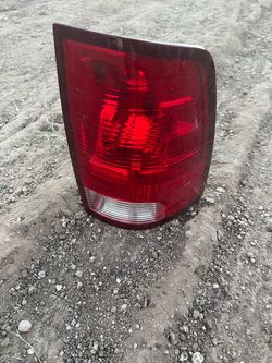 2009-2018 Dodge Ram 1500 Passenger Tail Light 50693B OEM BBS16